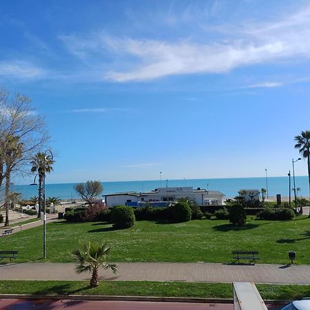 Hotel Promenade Porto SantʼElpidio Dış mekan fotoğraf