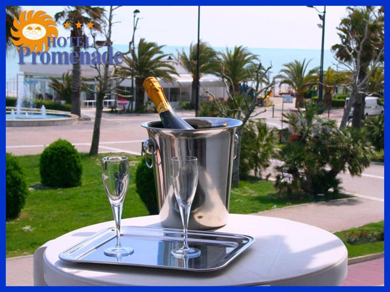 Hotel Promenade Porto SantʼElpidio Oda fotoğraf