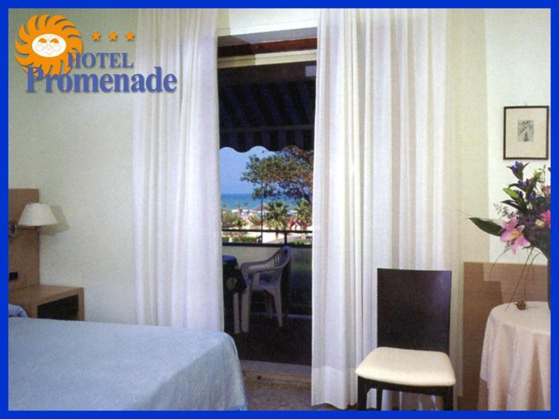 Hotel Promenade Porto SantʼElpidio Oda fotoğraf