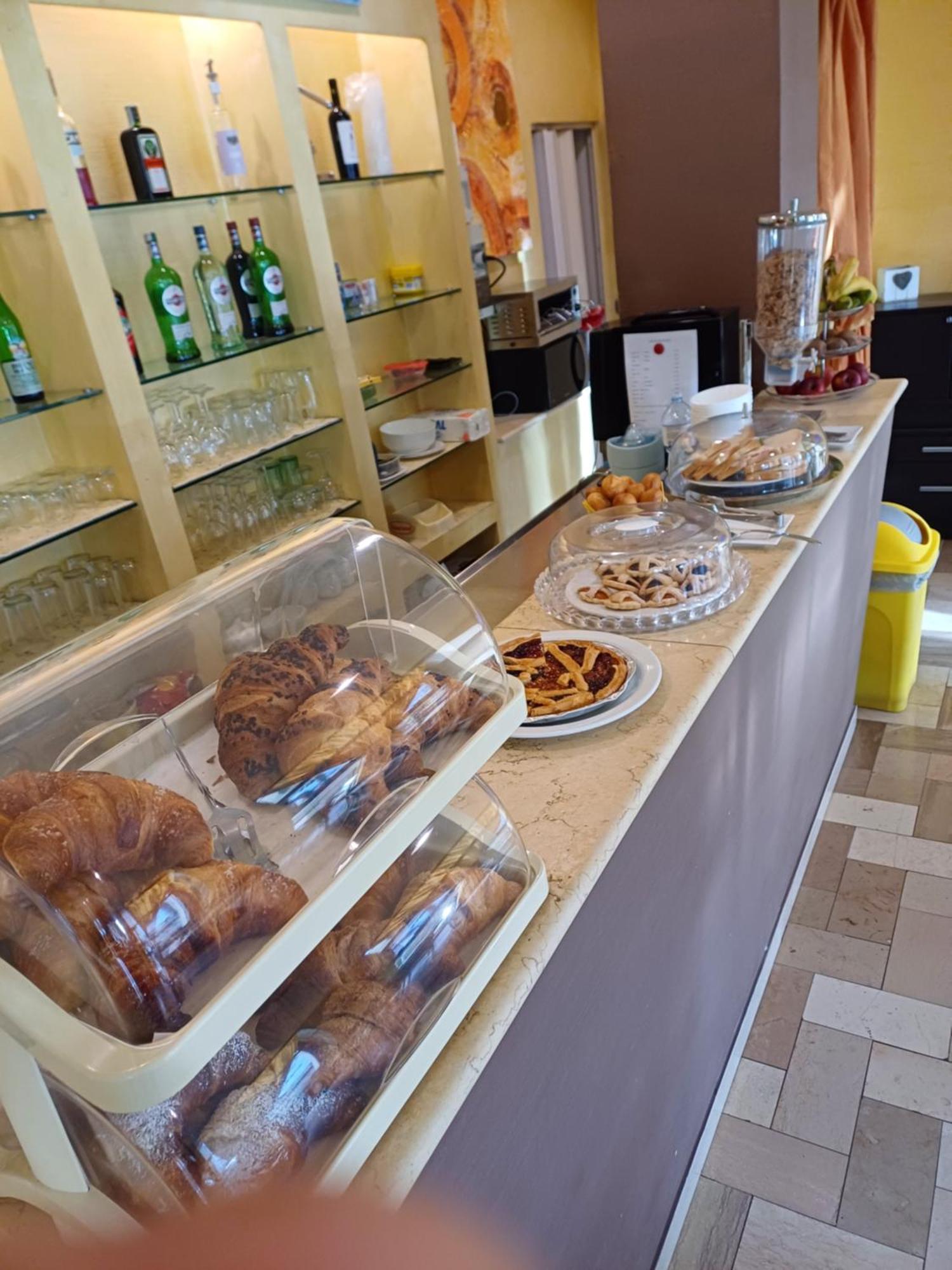 Hotel Promenade Porto SantʼElpidio Dış mekan fotoğraf