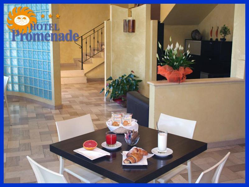 Hotel Promenade Porto SantʼElpidio Dış mekan fotoğraf
