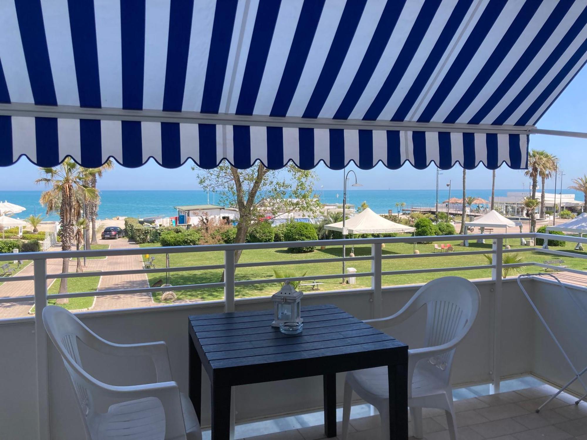 Hotel Promenade Porto SantʼElpidio Dış mekan fotoğraf